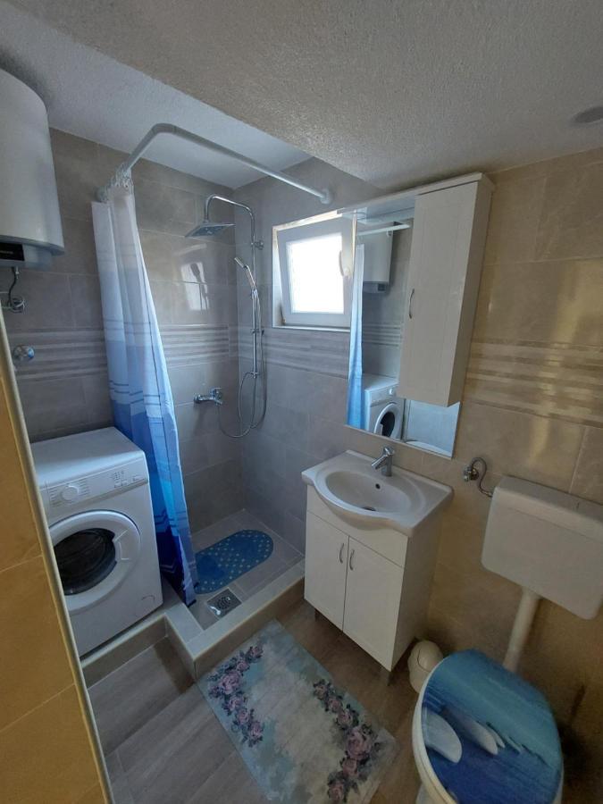 Apartmani Piskoric Vir Exteriér fotografie