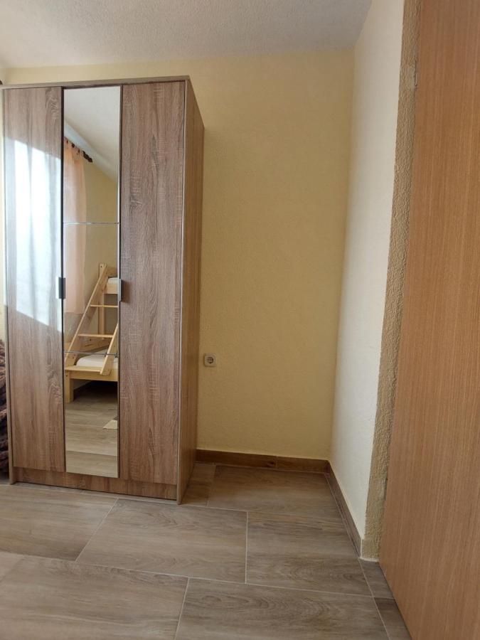 Apartmani Piskoric Vir Exteriér fotografie