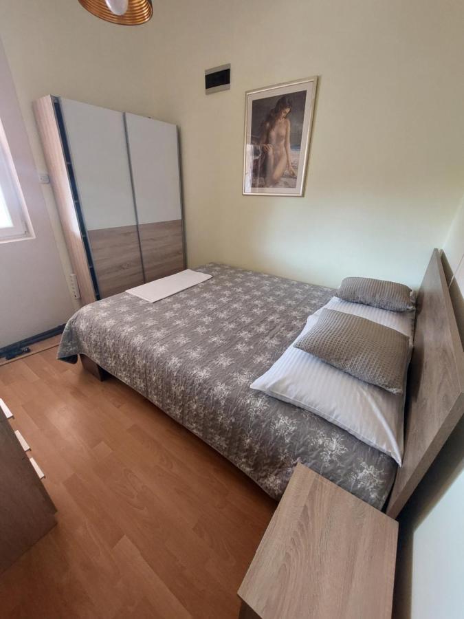 Apartmani Piskoric Vir Exteriér fotografie