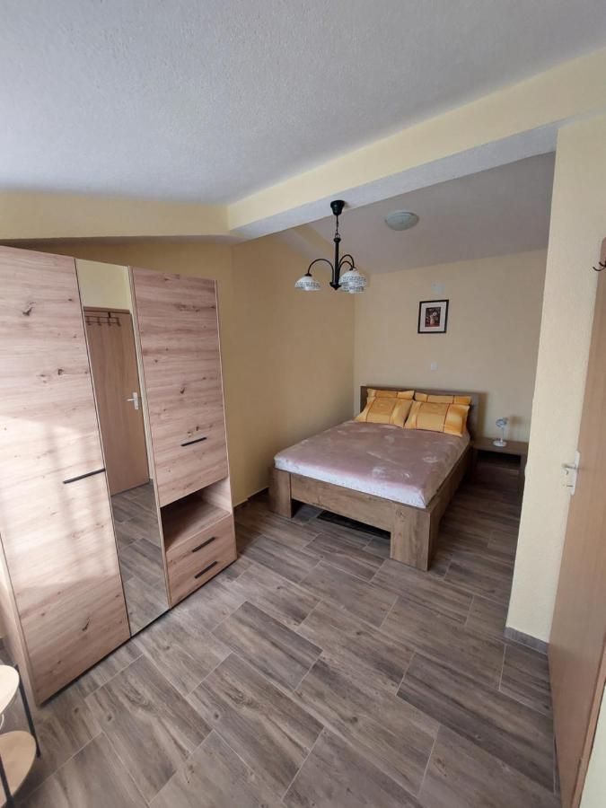 Apartmani Piskoric Vir Exteriér fotografie