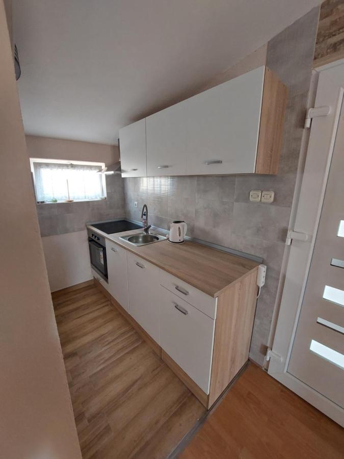 Apartmani Piskoric Vir Exteriér fotografie