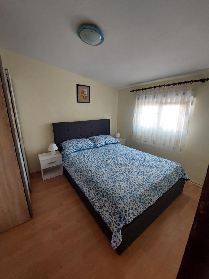 Apartmani Piskoric Vir Exteriér fotografie